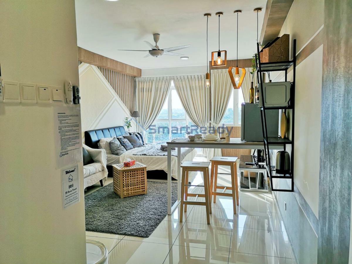 Residences At Daya By Sr Home Johor Bahru Buitenkant foto